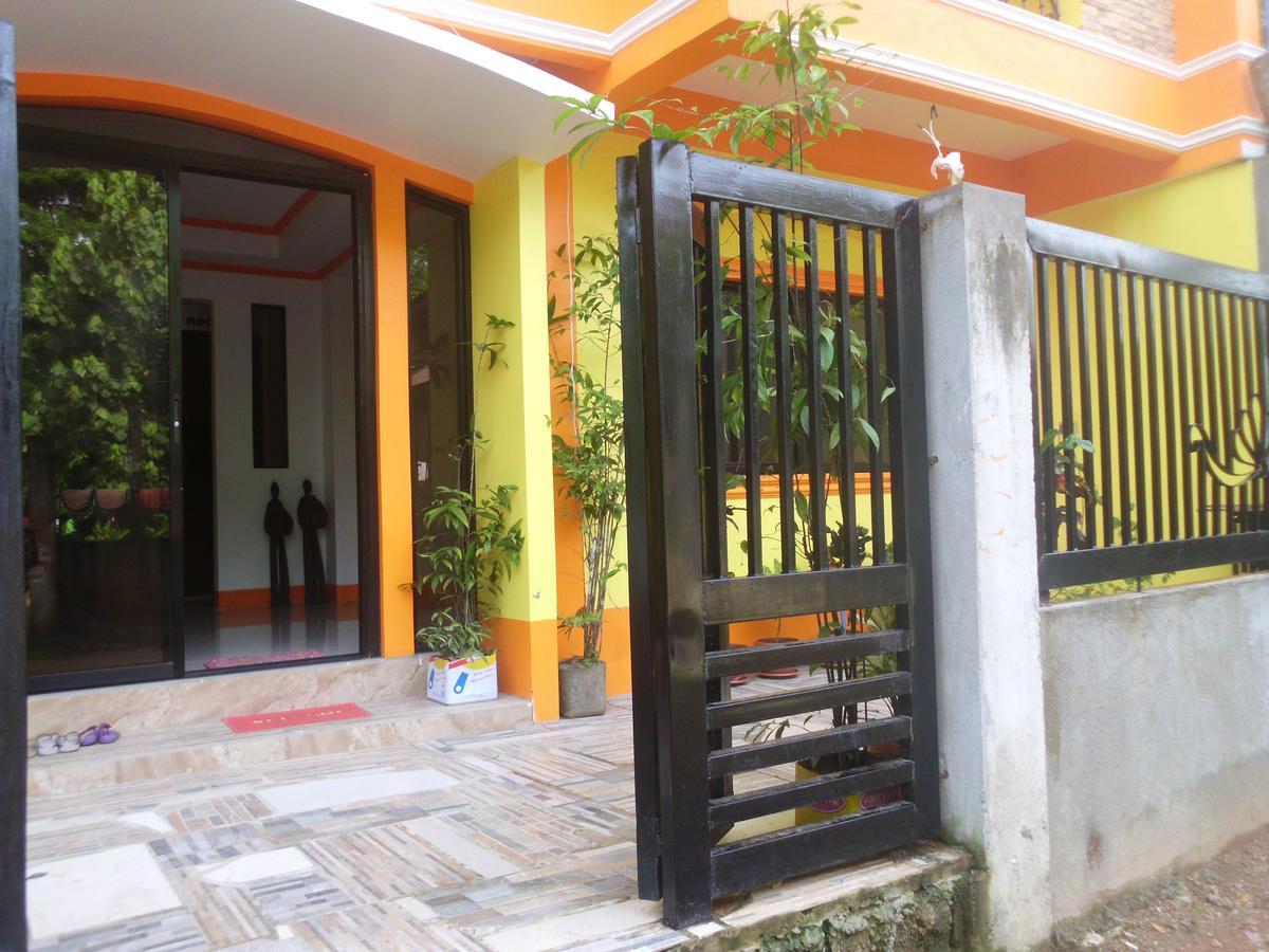 Lan Bless Pension House Coron Bagian luar foto