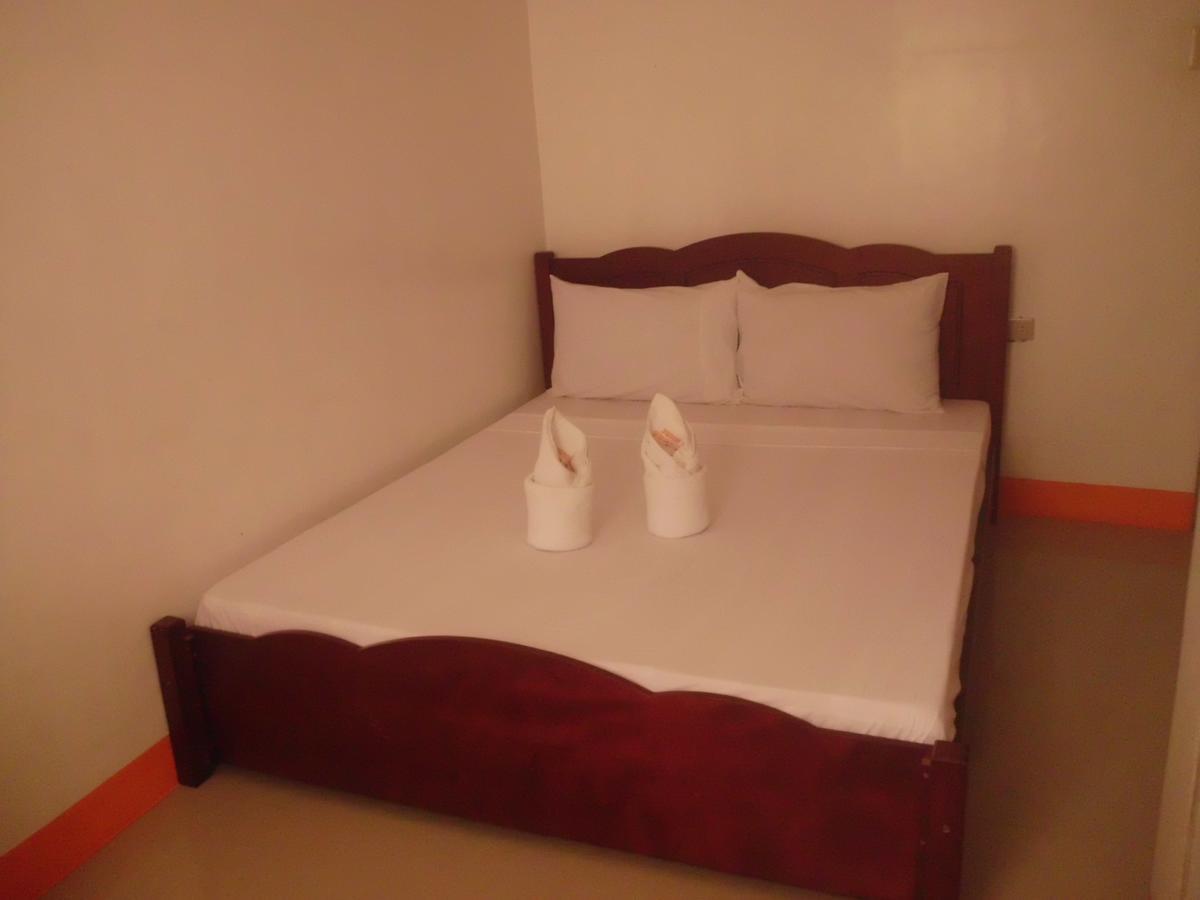 Lan Bless Pension House Coron Bagian luar foto